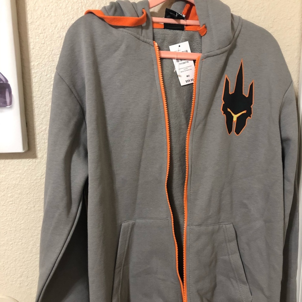 NWT men’s Overwatch jacket